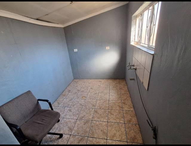 3 BEDROOM HOUSE FOR SALE IN VANDERBIJLPARK SE 6